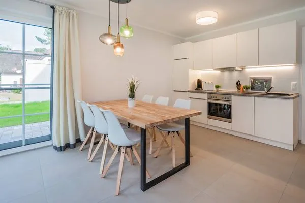 Küche / Küchenzeile  Ferienhaus Haffglück mit Sauna, Kamin und Terrasse mit Haffblick