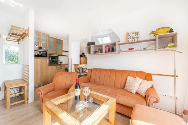 Wohnzimmer  Villa Sanke App. Sonnenschein nur 200 Meter zum Strand mit Balkon