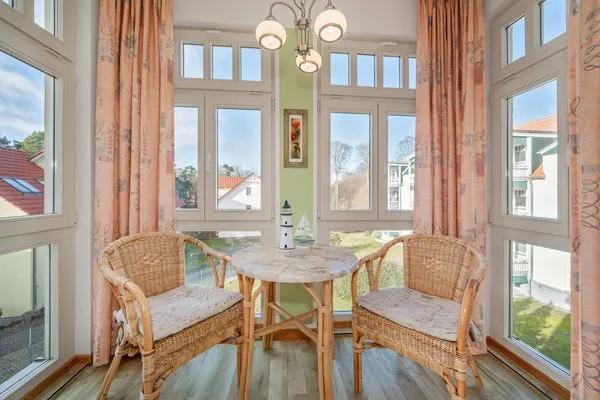 Wohnzimmer  Ferienwohnung Koralle nur 500 m zum Strand mit Balkon