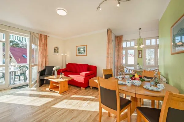 Wohnzimmer  Ferienwohnung Koralle nur 500 m zum Strand mit Balkon