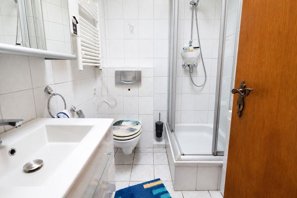  Ferienhaus Scholle Dornumersiel - Badezimmer