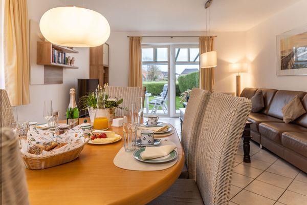  Ferienhaus Mühlenblick 37 Carolinensiel - Wohnzimmer