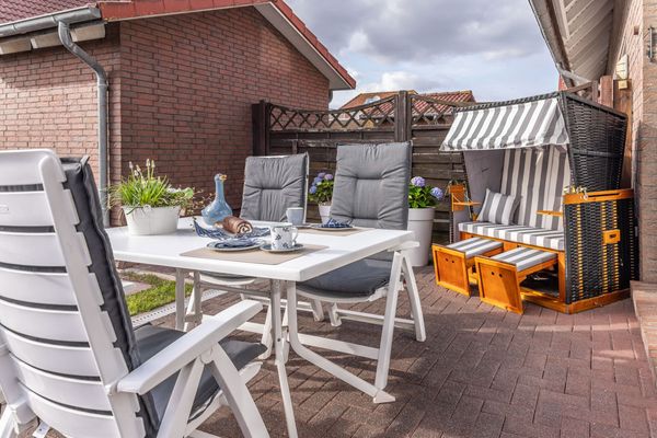  Ferienhaus Mühlenblick 50C Carolinensiel - Terrasse