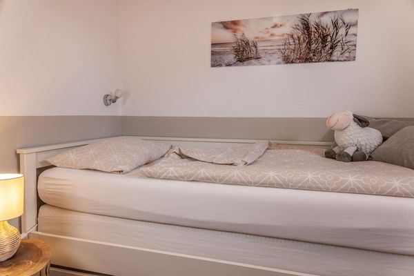  Ferienwohnung Gartenland C2 Carolinensiel - Schlafzimmer