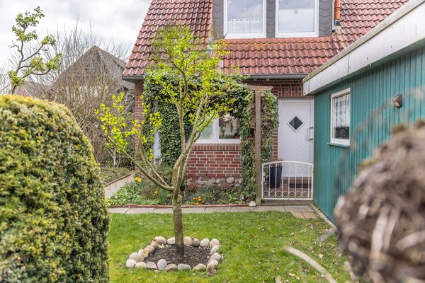  Ferienwohnung Gartenland C2 Carolinensiel - Gartenblick