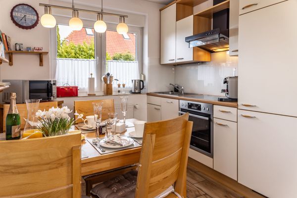  Ferienwohnung Gartenland C1 Carolinensiel - Küche / Küchenzeile