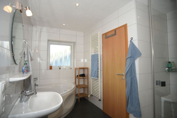  Ferienhaus Deichblick Otterndorf - Badezimmer
