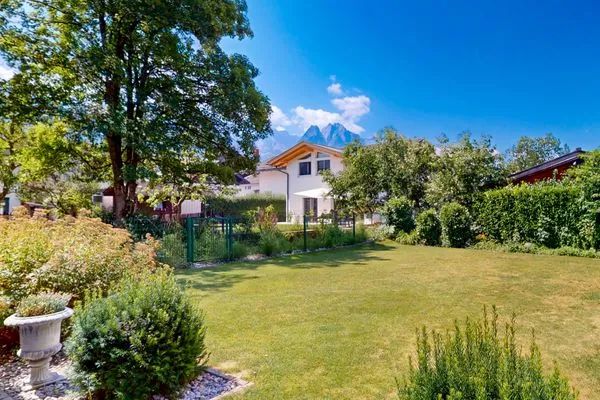 Blick auf Sehenswürdigkeit  Verena