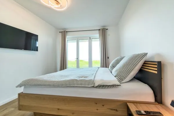 Bett  Duhner Spitze Nr. 4