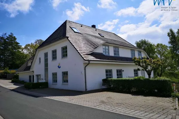 Hauptansicht Haus Südstrand Ferienwohnung 8