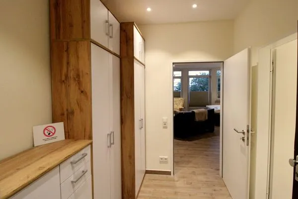 Fassade / Eingang Panorama WHG. 128