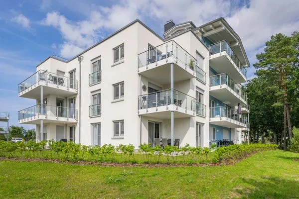 Fassade / Eingang  Ferienwohnung Haffkoje Fitness, Sauna und Kinderspielbereich