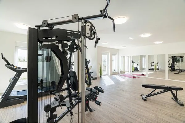 Fitness  Ferienwohnung Klippenblick mit Sauna, Kinderspielbereich und Fitnessraum