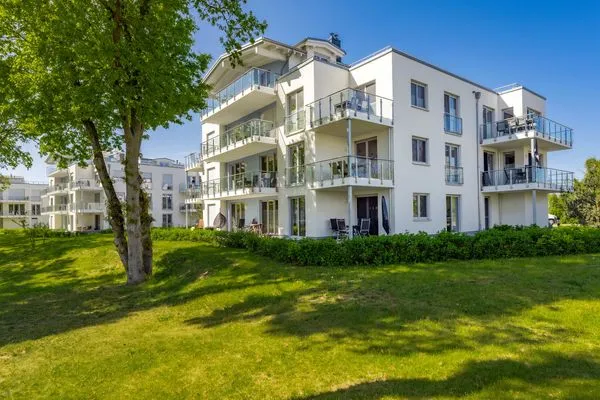 Fassade / Eingang  Ferienwohnung Meerzeit mit Sauna, Balkon und Wellnessbereich
