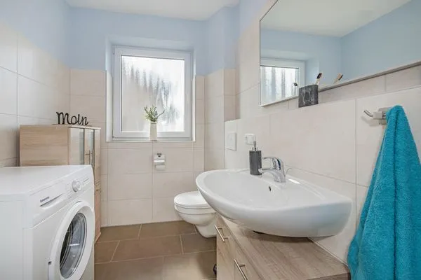 Badezimmer  Ferienwohnung Stranddüne nur 800 m zum Strand mit Terrasse
