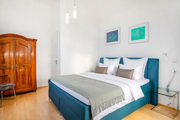 Schlafzimmer  Ferienwohnung Seeschloss auf 2 Etagen mit Meerblick