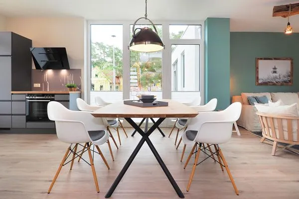 Wohnzimmer  Störtebekers Reethus mit Sauna, Kamin und Terrasse