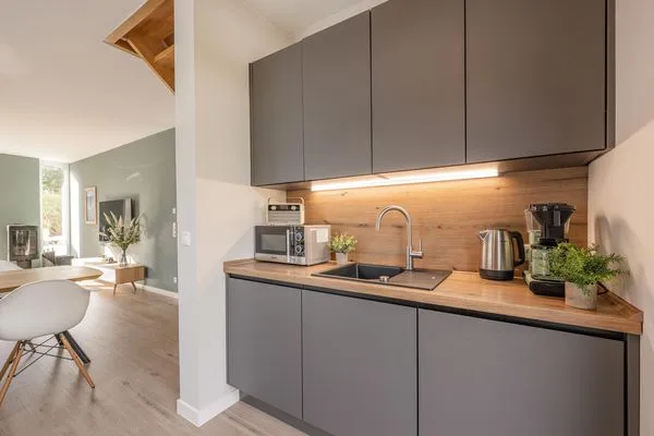 Küche / Küchenzeile  Störtebekers Reethus mit Sauna, Kamin und Terrasse