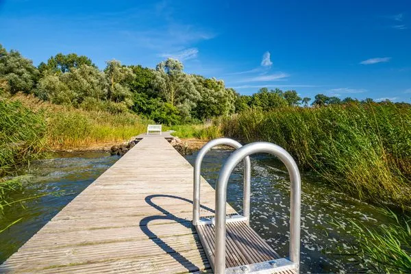Landschaft  Apartment Edelweiss mit Sauna, Terrasse und privaten Zugang zum Haff