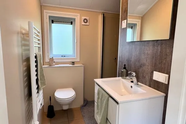  EuroParcs Maasduinen Chalet am Waldrand mit Airco, Hunde willkommen Nr. 312