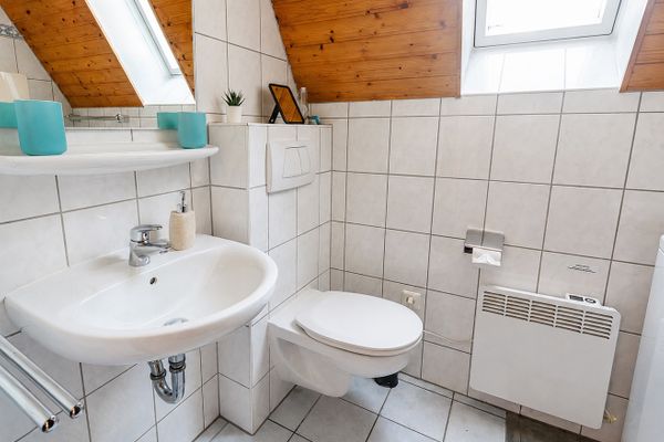  ErlenHaus Neuharlingersiel - Badezimmer