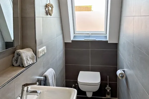 Gäste-WC  Penthouse Dünenweg 37