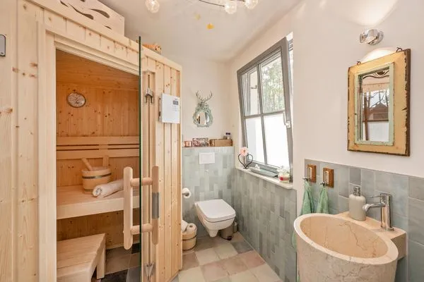 Badezimmer  Ferienhaus Auszeitfischer mit Sauna, Kamin und Terrasse