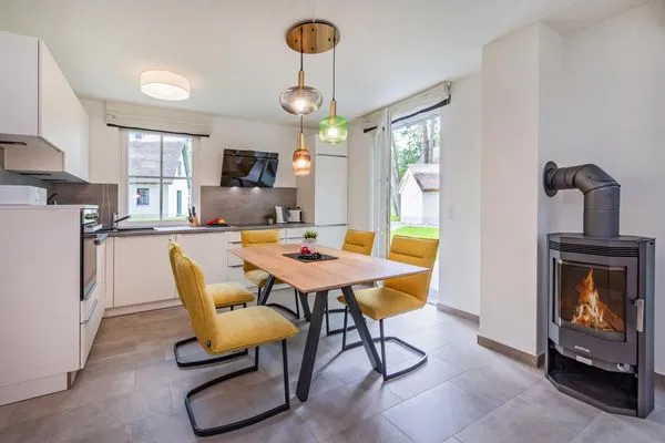 Küche / Küchenzeile  Ferienhaus Seeadler mit Kamin, Sauna und Terrasse