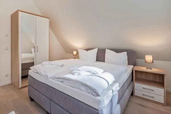Schlafzimmer  Ferienhaus Seeadler mit Kamin, Sauna und Terrasse