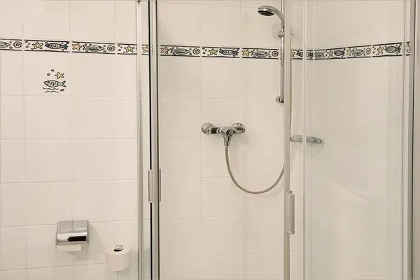 Badezimmer  Ferienwohnung Meeresruh nur 150 m zum Strand mit Balkon