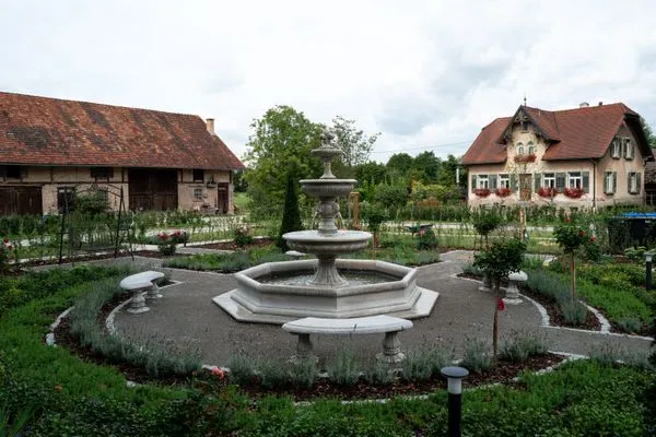Garten  Schloss Espasingen Ludwig-von-Freyberg-Suite