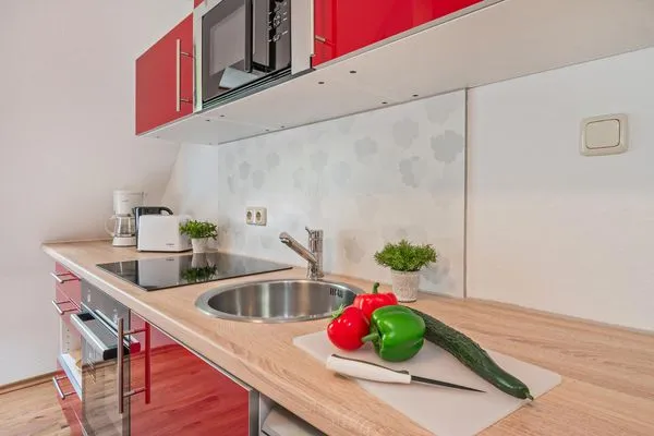 Küche / Küchenzeile  Ferienwohnung Am Bahnhof mit 2 Bädern und nur 700 m zum Strand