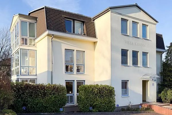 Fassade / Eingang  Ferienwohnung El Capitan mit 2 Schlafzimmern und nur 450 m zum Strand
