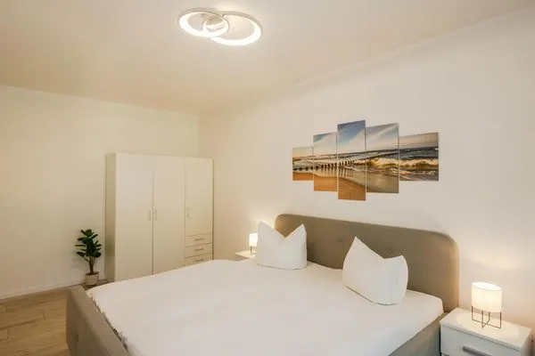 Schlafzimmer  Ferienwohnung Achterliek nur 300 m zum Strand mit Balkon