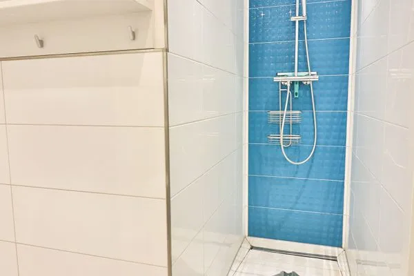 Badezimmer  Großes Inselgeheimnis