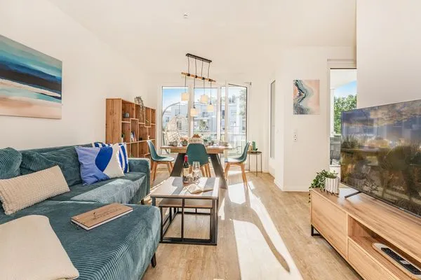 Hauptansicht  Ferienwohnung Haff & Herz mit Balkon, Freizeit- und Kinderspielbereich
