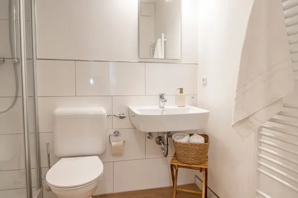 Badezimmer Lassen Hof Ferienwohnung 'Roggenstuv' in Brodersby an der Schlei