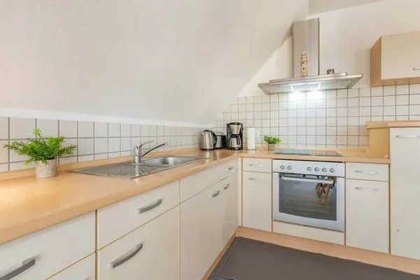 Küche / Küchenzeile  Ferienwohnung Thusnelda mit Balkon und nur 500 m zum Strand