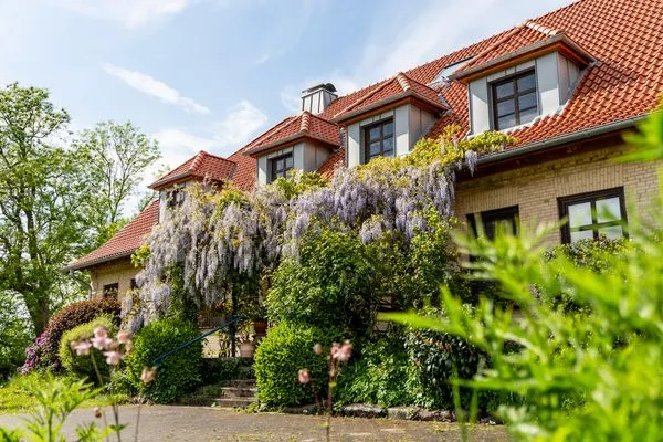 Fassade / Eingang Lassen Hof Ferienwohnung 'Roggenstuv' in Brodersby an der Schlei