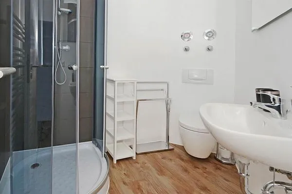 Badezimmer Haus Usedom Fewo MeeresLuft mit Sonnenterrasse und nur 350 m zum Strand