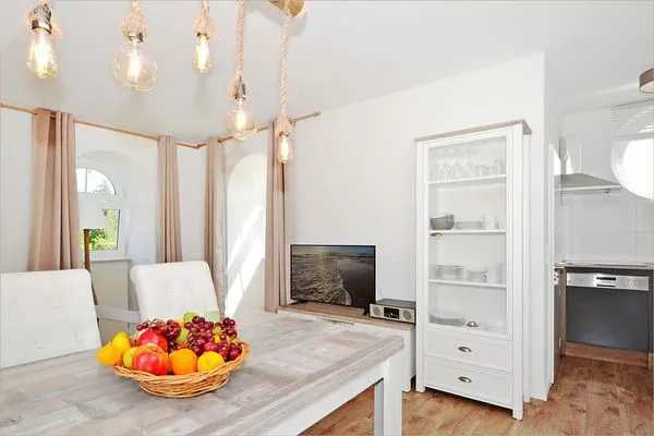 Wohnzimmer Haus Usedom App. MeeresKlang nur 350 m bis zum Strand mit Balkon