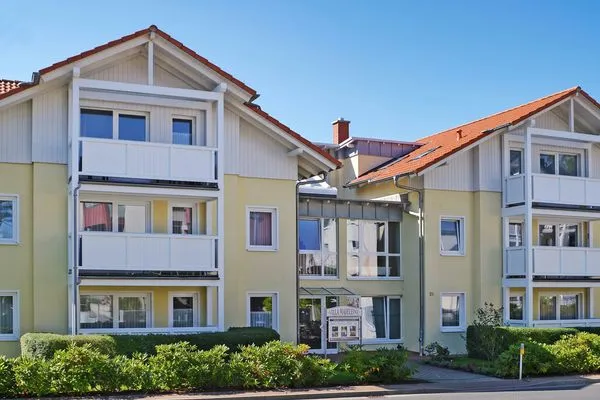 Fassade / Eingang  Ferienwohnung Meereswoge mit Balkon und nur 100 m bis zum Strand