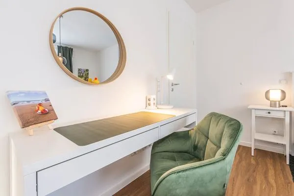 Schlafzimmer  Ferienwohnung Ostseebude mit Balkon und nur 800 m zum Strand