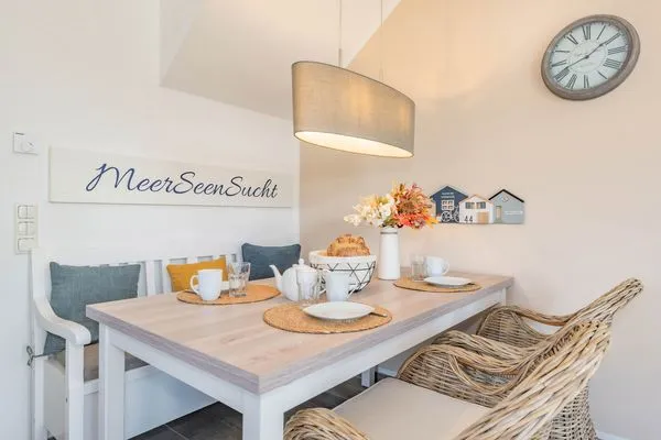 Küche / Küchenzeile  Ferienhaus MeerSeenSucht mit Sauna, Terrasse und Grill