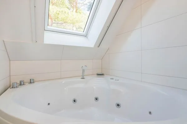 Badezimmer  Ferienhaus MeerSeenSucht mit Sauna, Terrasse und Grill
