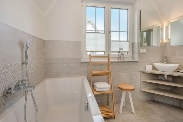 Badezimmer  Ferienhaus Stettiner Haffblick mit Sauna, Kamin und Terrasse