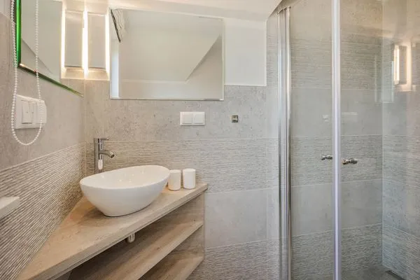 Badezimmer  Ferienhaus Stettiner Haffblick mit Sauna, Kamin und Terrasse