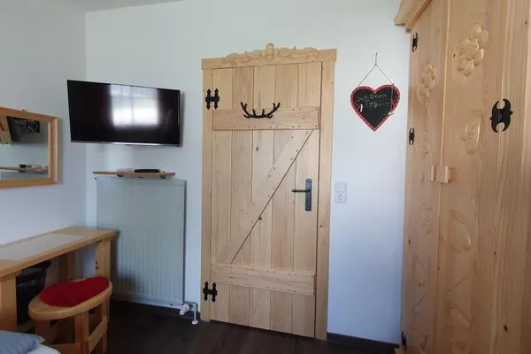 TV / Multimedia Feriendorf Hochbergle Haus 98