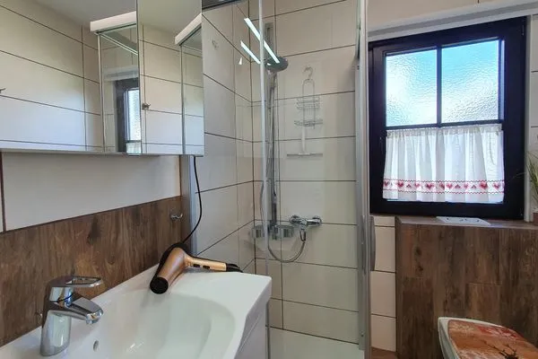 Badezimmer Feriendorf Hochbergle Haus 98