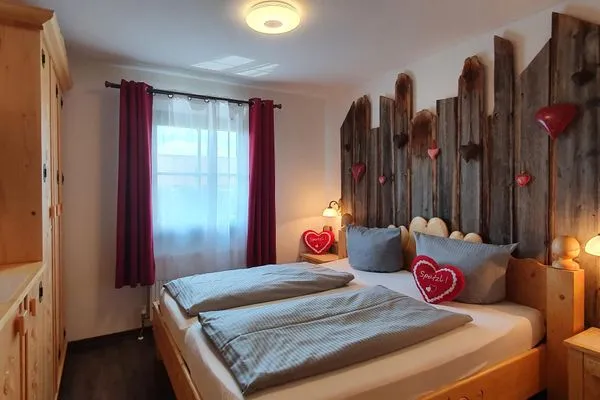 Schlafzimmer Feriendorf Hochbergle Haus 98